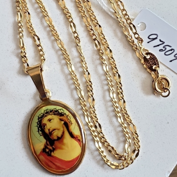 Jewelry - Necklace